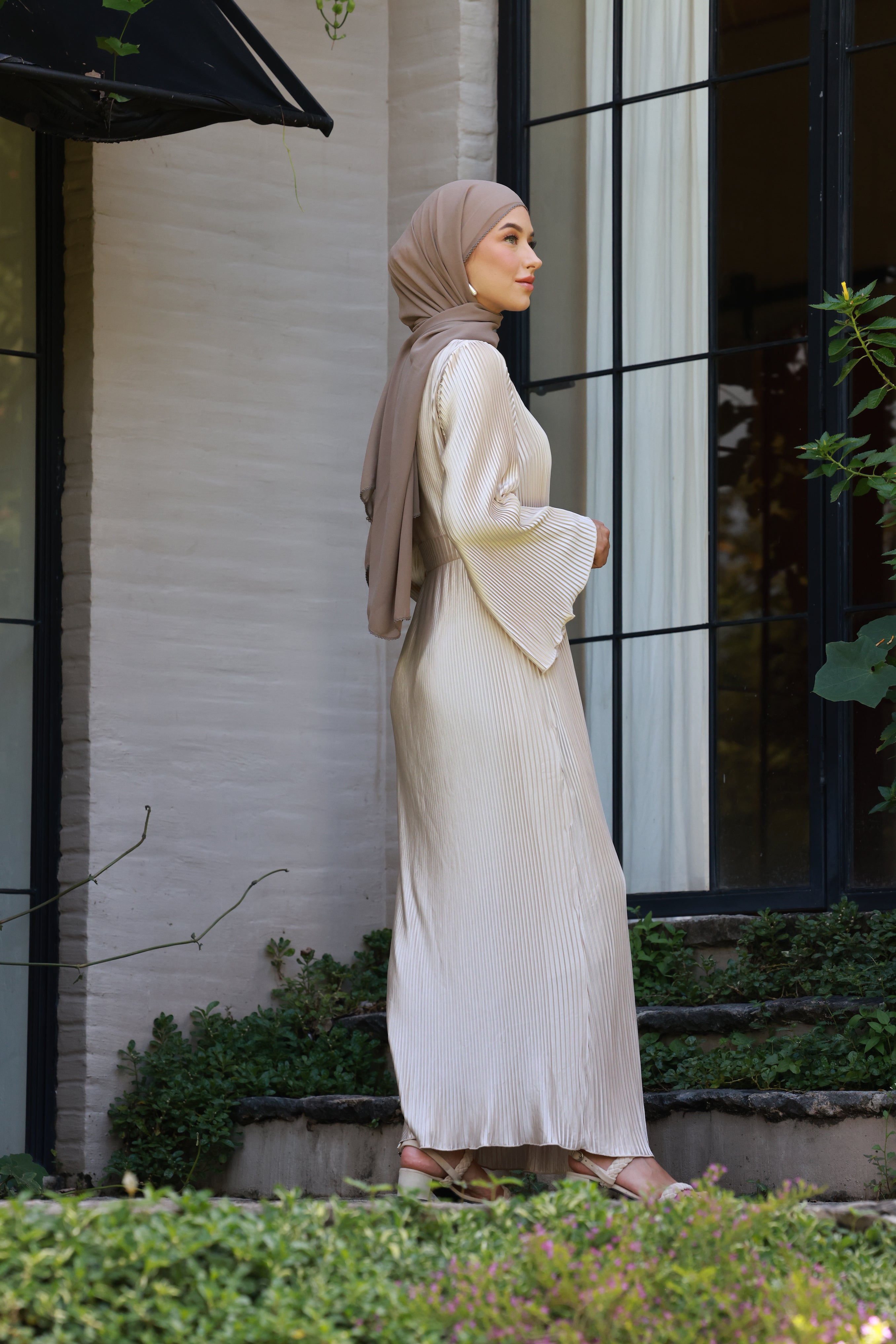 ALEEHA PLEATED DRESS - LENIN